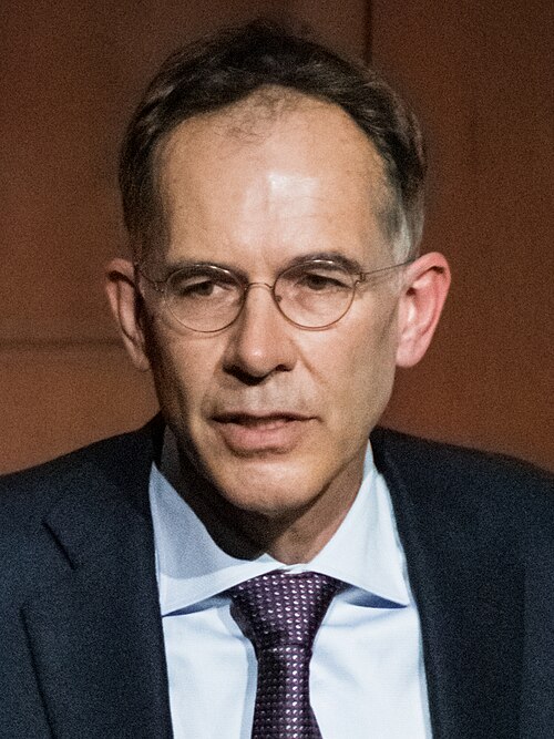 Portrait of Guido W. Imbens